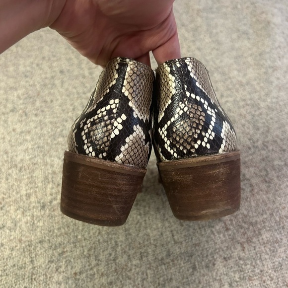 Madewell Sonia Leather Snake Embossed Chelsea Boot - Picture 3 of 6